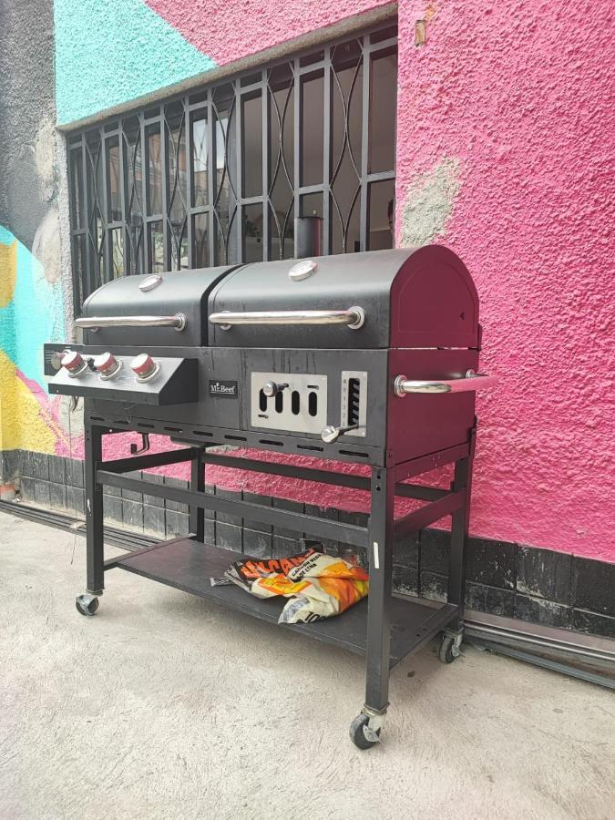 Baku Laureles Hostel Medellín Dış mekan fotoğraf
