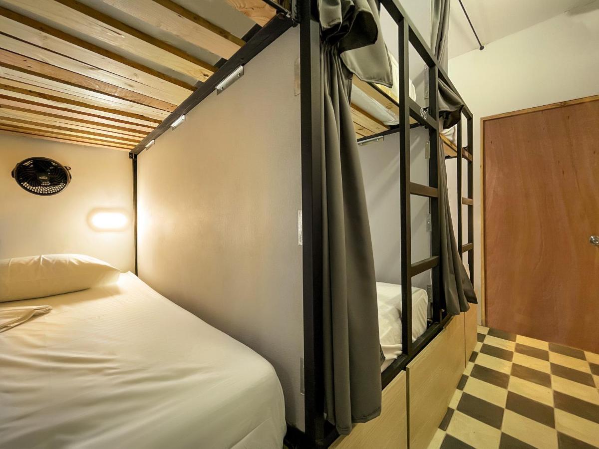 Baku Laureles Hostel Medellín Dış mekan fotoğraf